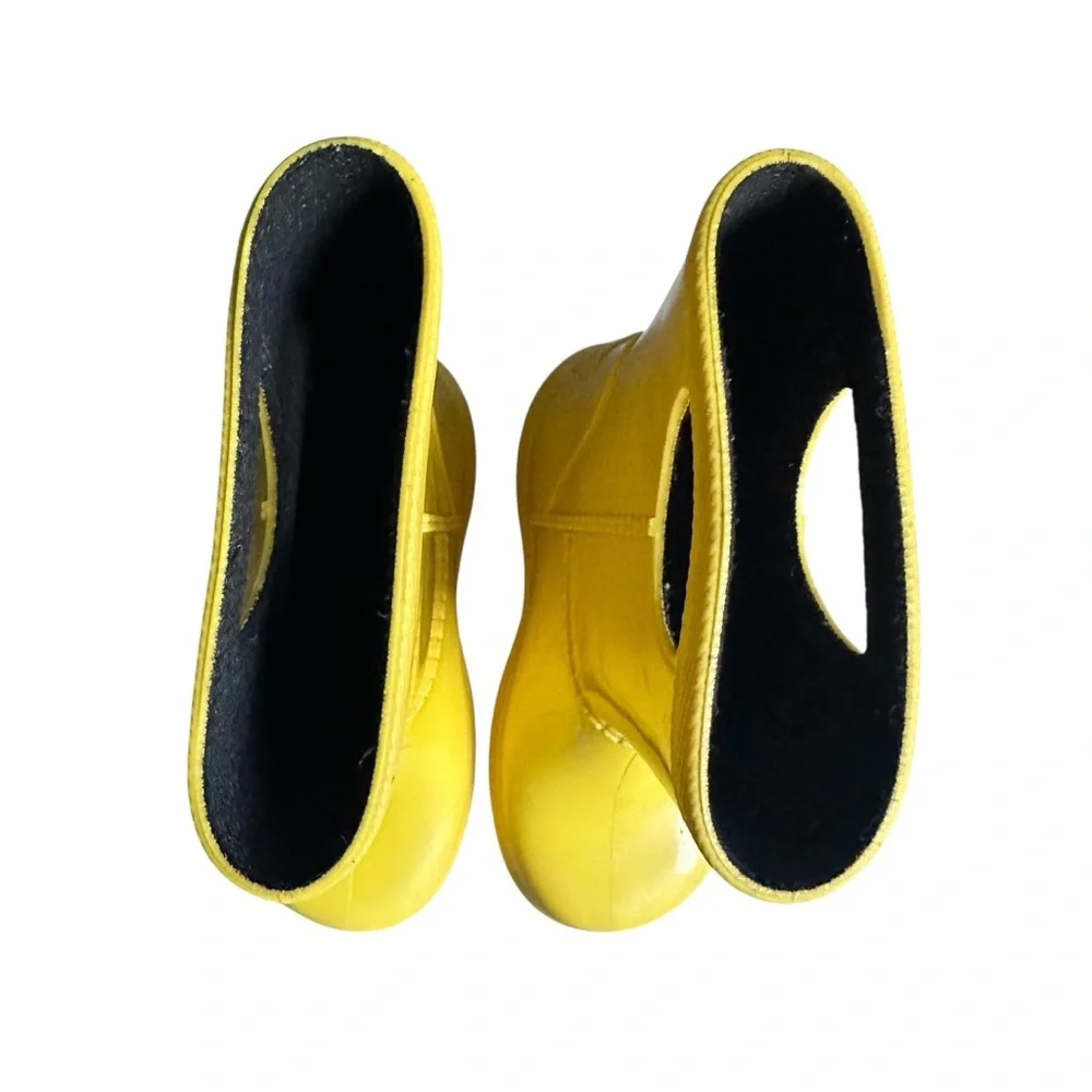 UGG Toddler‎ Rahjee Yellow Rain Boots Size 8